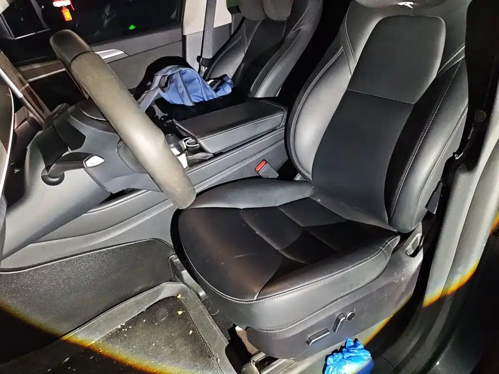 Фото 8 - Tesla Model Y