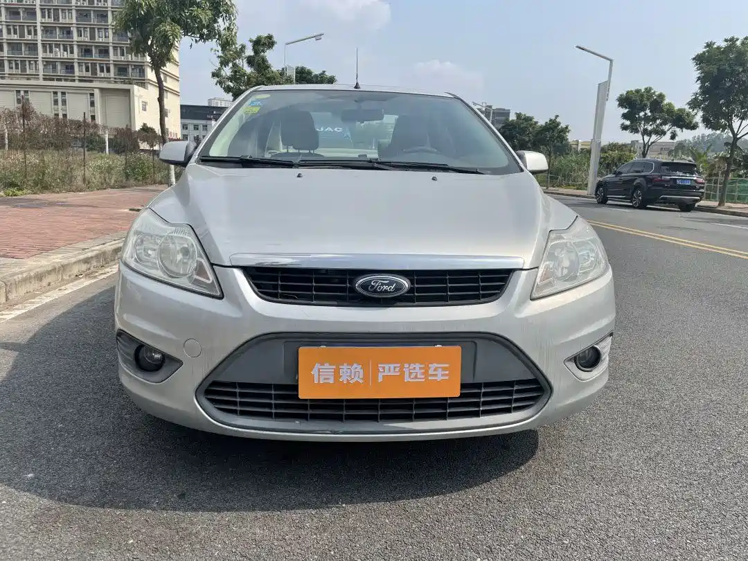 Ford Focus 2013 2013 Sedan Classic 1.8L Automatic Base