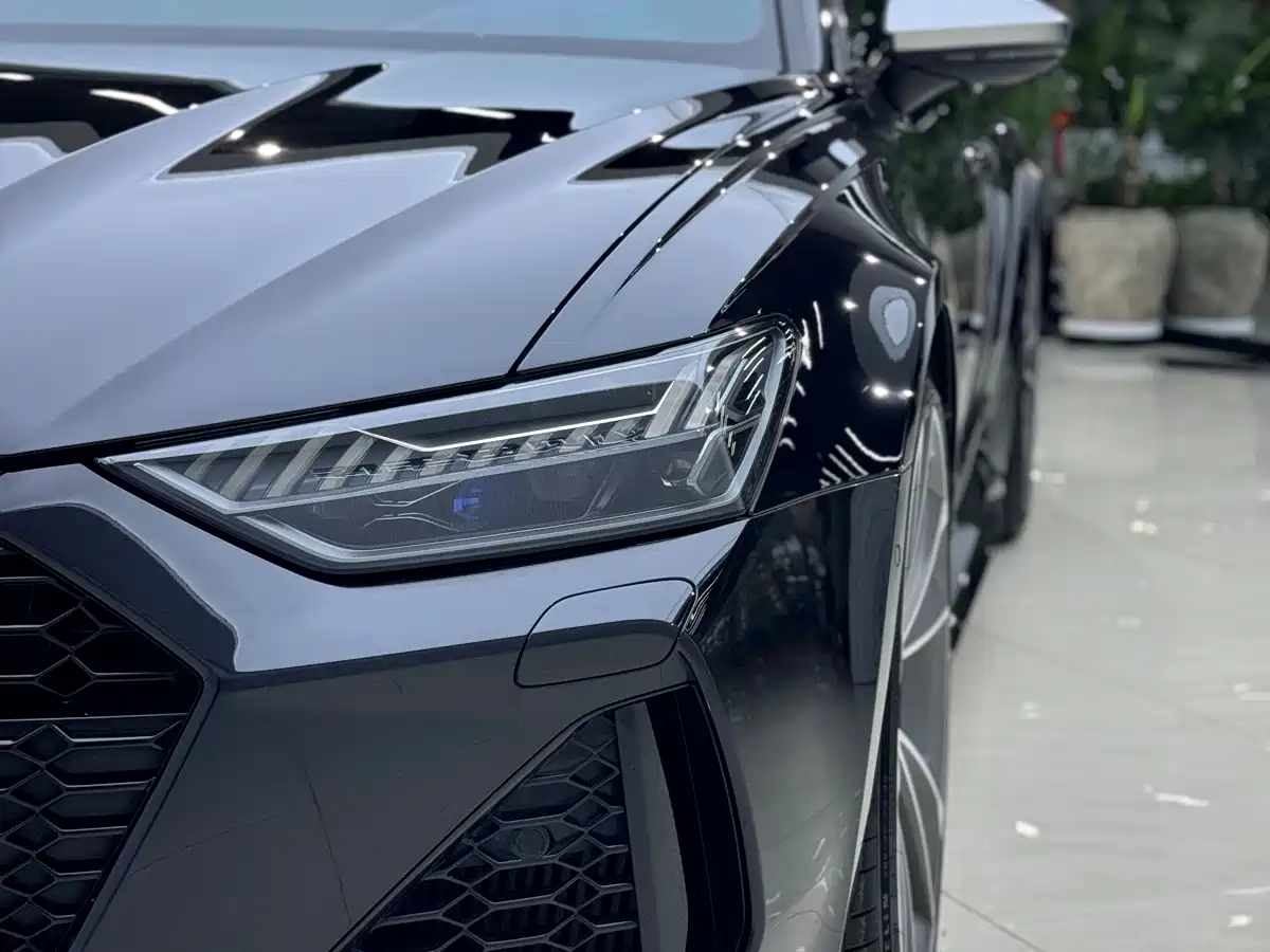 Audi RS 6 2022 RS 6 4.0T Avant фото 16