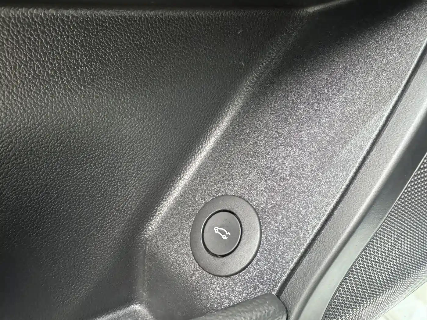 Cadillac XTS 2018 28T Technology фото 15