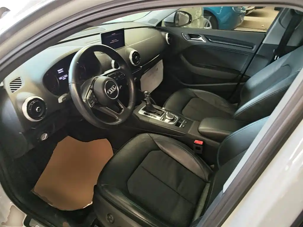 Audi A3 2017 Sportback 35 TFSI Fashion фото 16