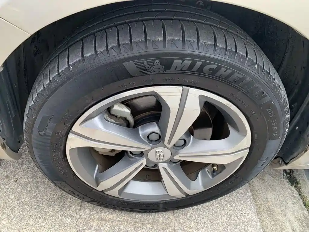 Geely Emgrand GL 2019 2019 1.4T CVT Elite Smart Enjoy Edition
