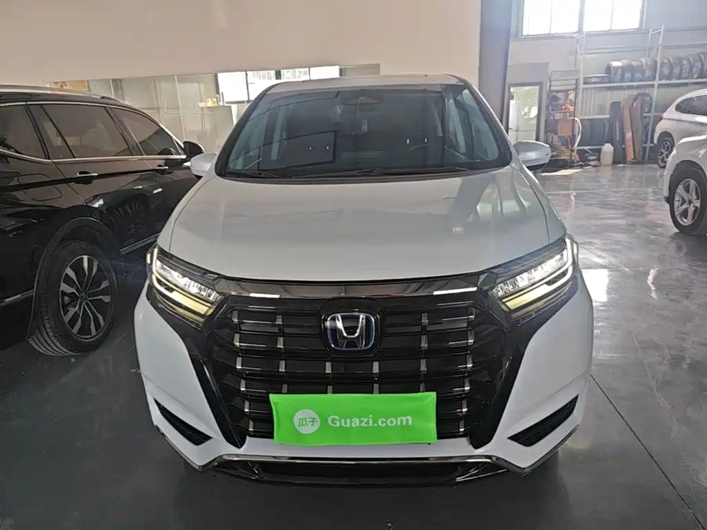 Honda Elysion 2024 2024 2.0L e:HEV Luxury Edition