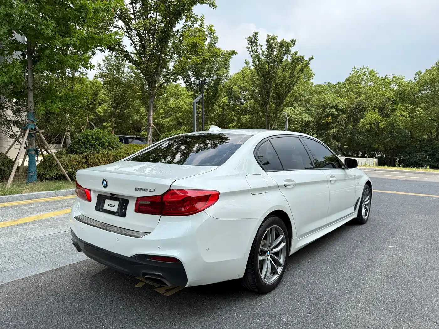 صورة 9 - BMW 5 Series