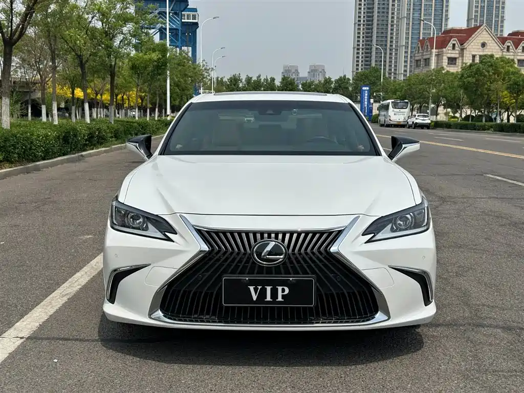 Lexus ES 2018 200 Excellence Edition China V фото 3