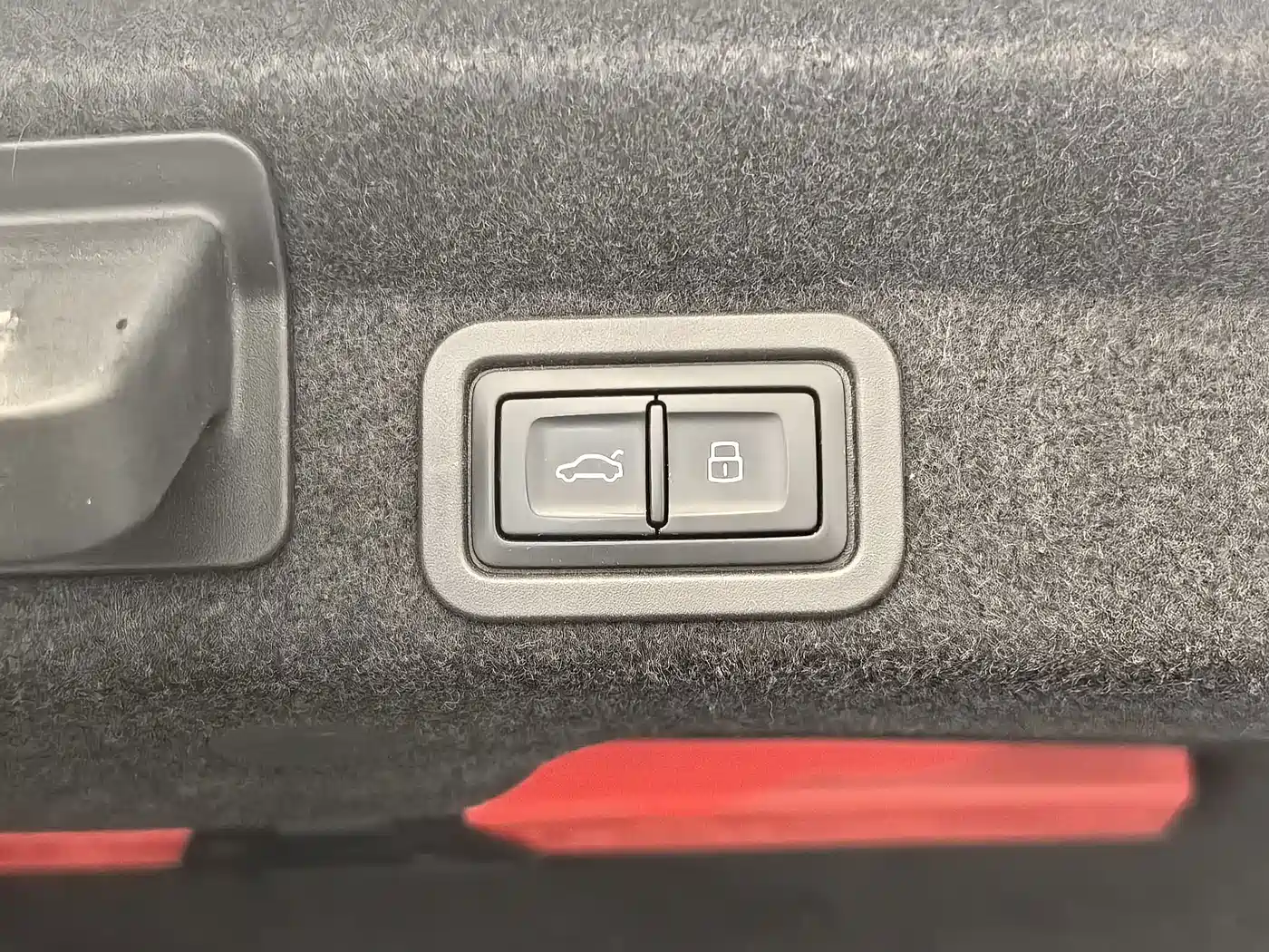 Photo 9 - Audi A6L