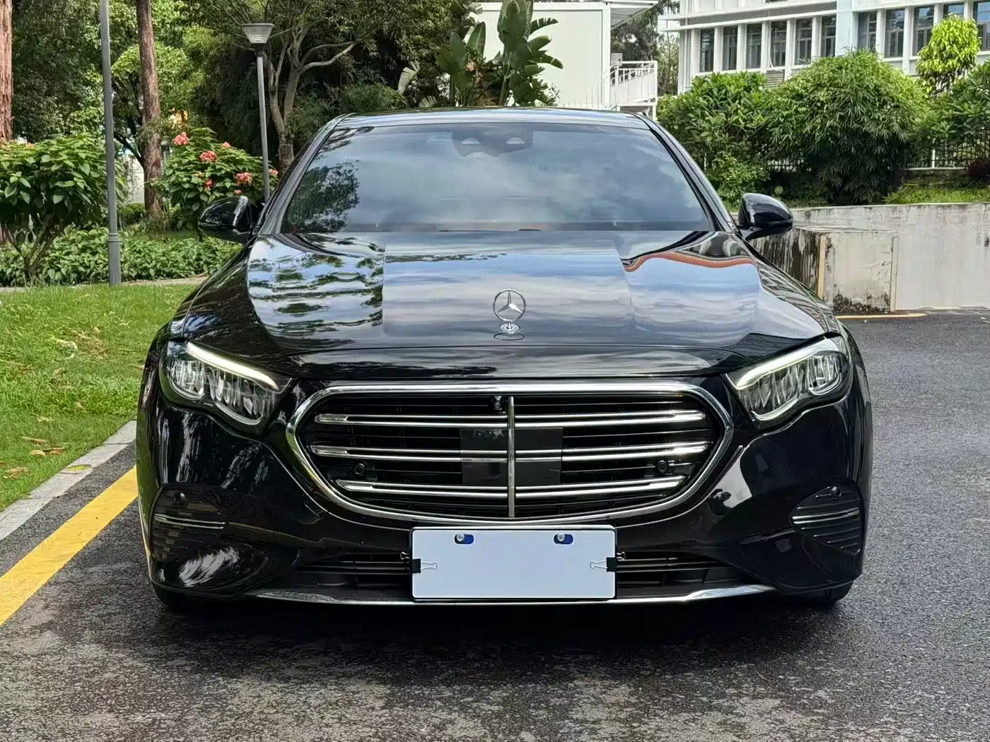 Mercedes-Benz E-Class 2024 Facelift E 300 L Luxury фото 3