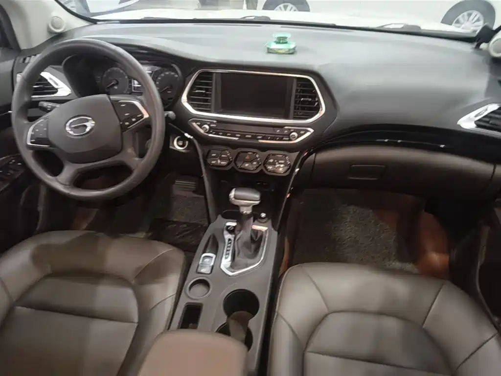 GAC Trumpchi Trumpchi GS4 2017 235T Automatic 2WD Elite фото 10