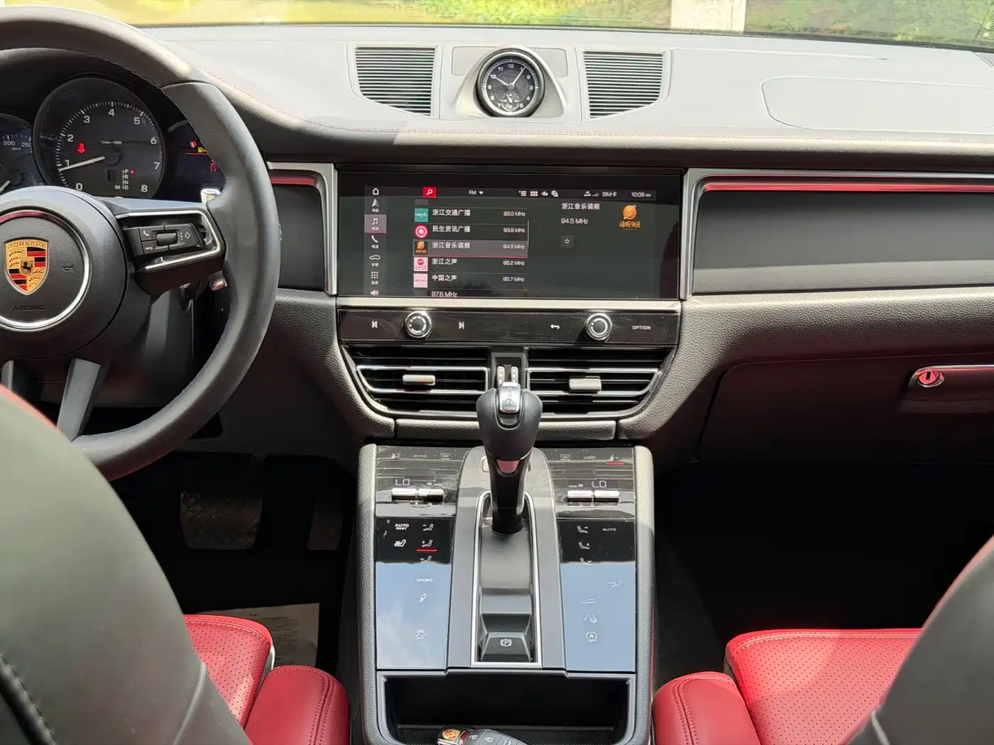 Porsche Macan 2023 Macan 2.0T фото 12