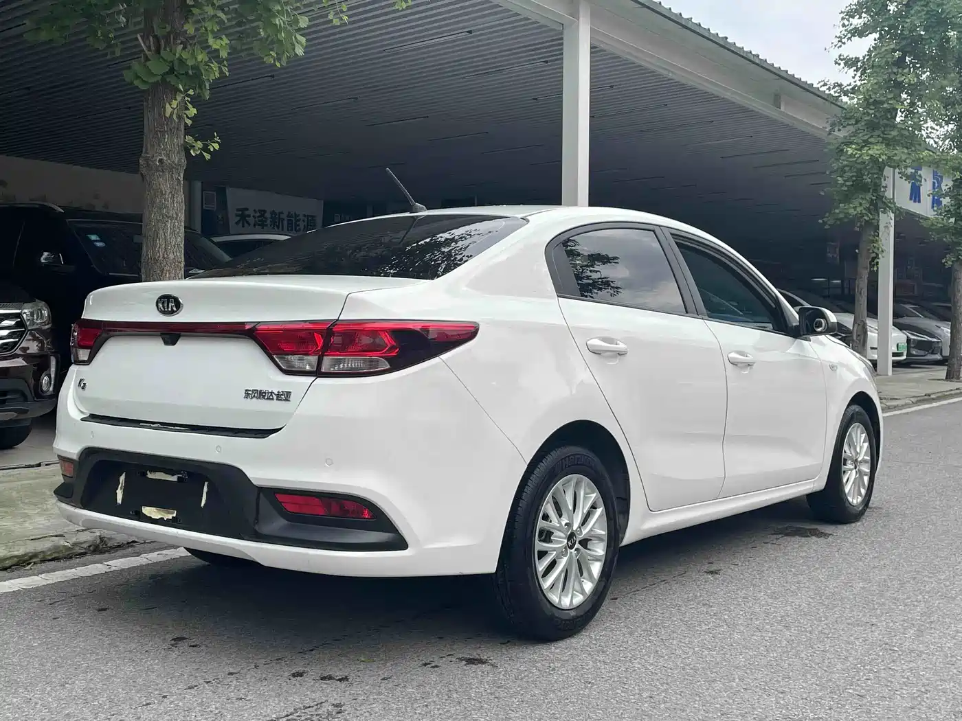 Kia K2 2017 Sedan 1.4L AT GLS фото 10