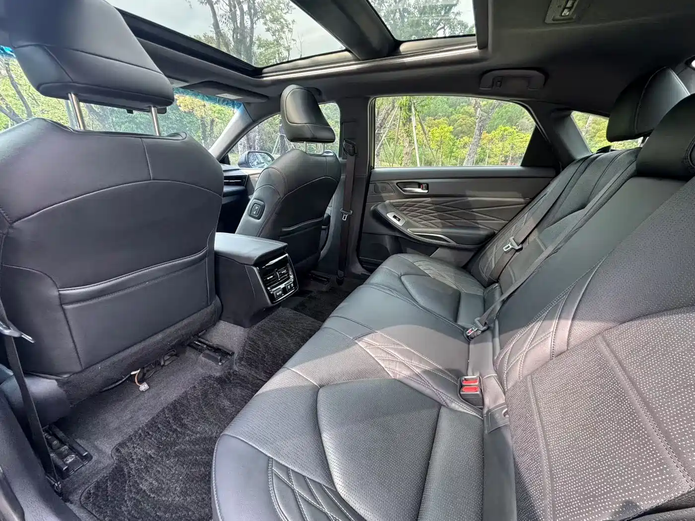 Toyota Avalon 2019 2.5L Touring Premium (China V) фото 6