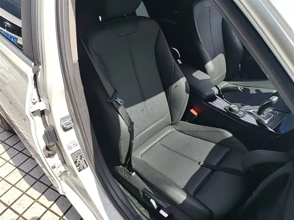 BMW 3 Series 2018 320Li Fashion Style фото 25