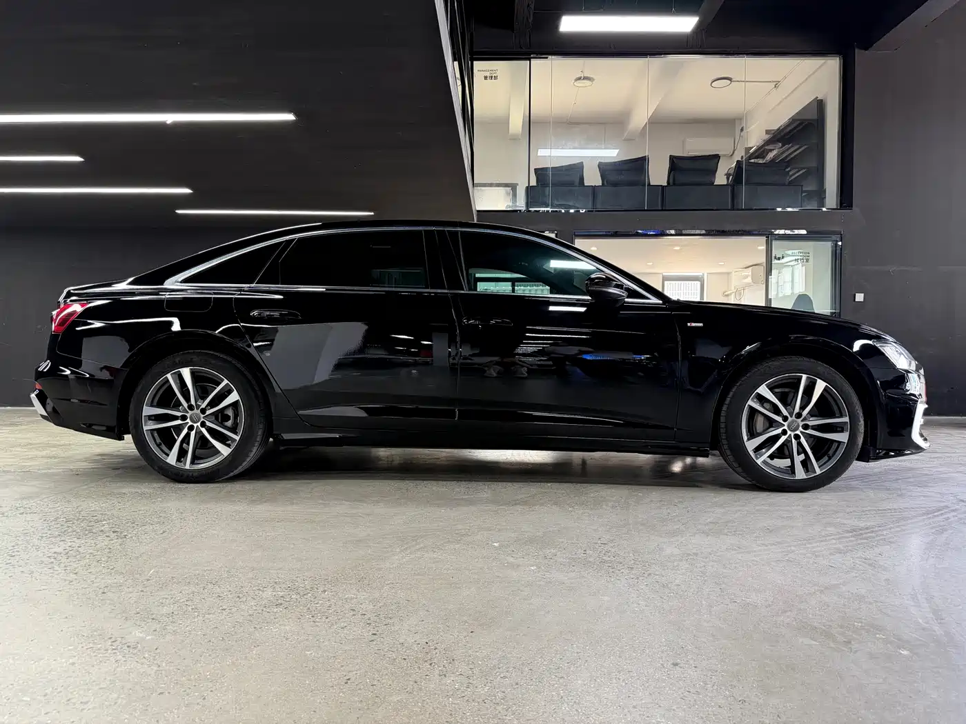 Audi A6L 2019 45 TFSI Premium Dynamic фото 10