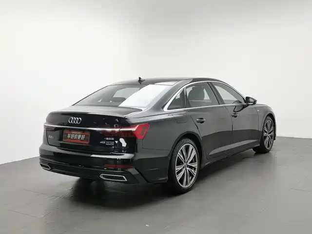 Audi A6L 2021 45 TFSI quattro Exclusive Sport — фото 2