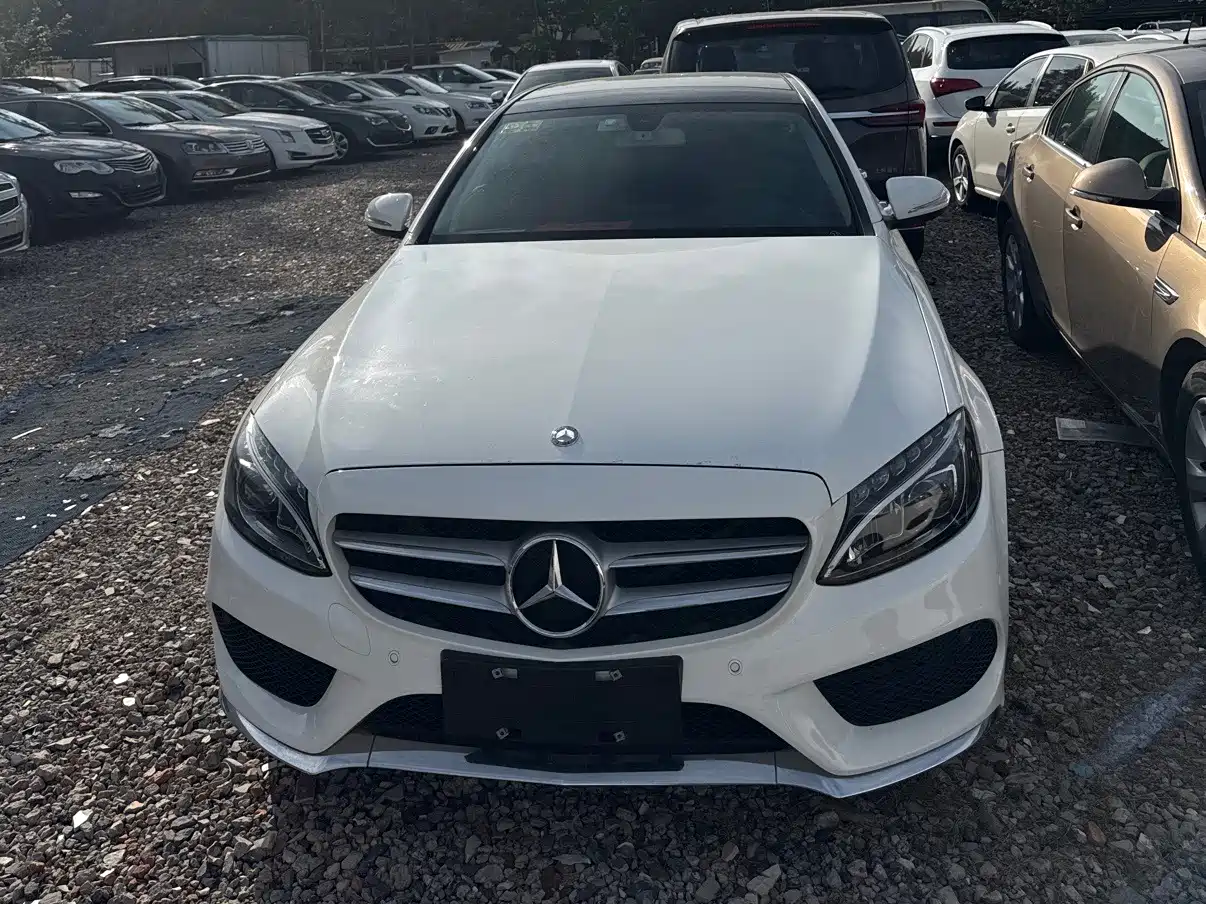 Фото 2 - Mercedes-Benz C-Class