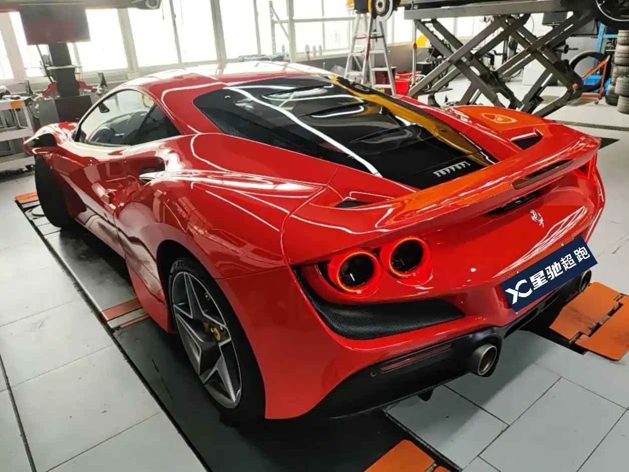 Ferrari F8 2021 2019 Tributo 3.9T V8