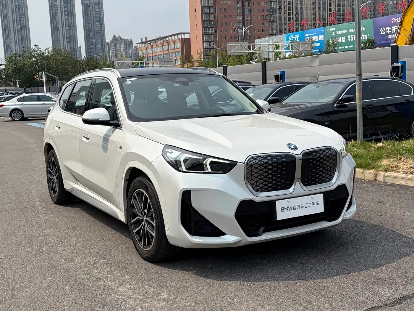 BMW iX1 2025 2025 eDrive25L M Sport Package