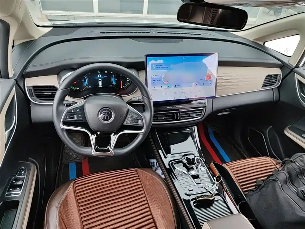 BYD Song MAX New Energy 2022 DM-i 105KM Executive Edition фото 6