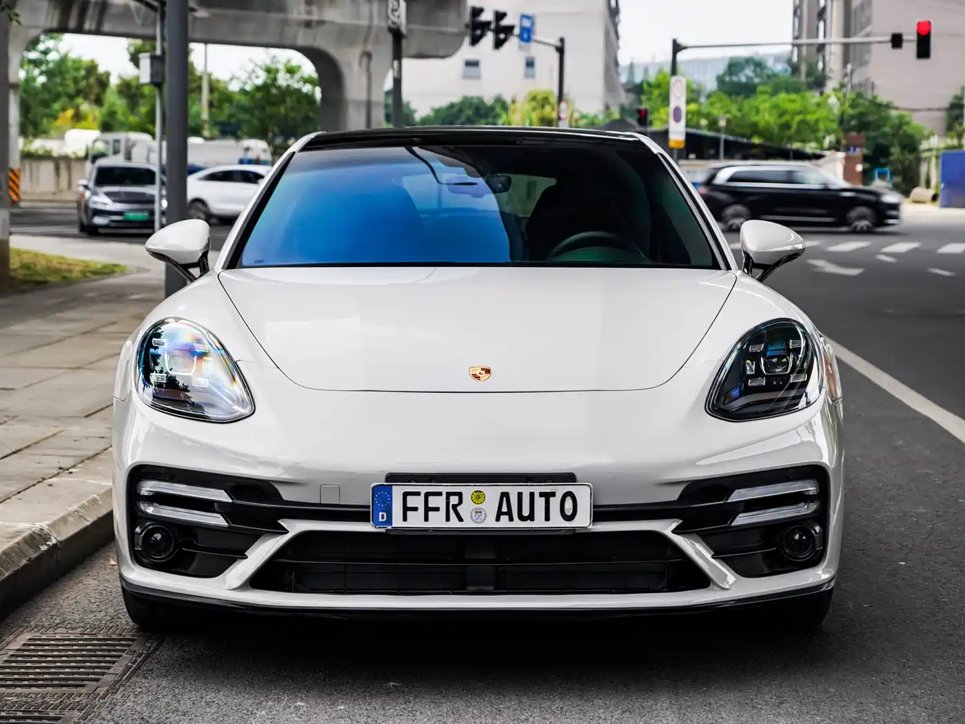 Porsche Panamera 2017 Panamera 3.0T фото 7