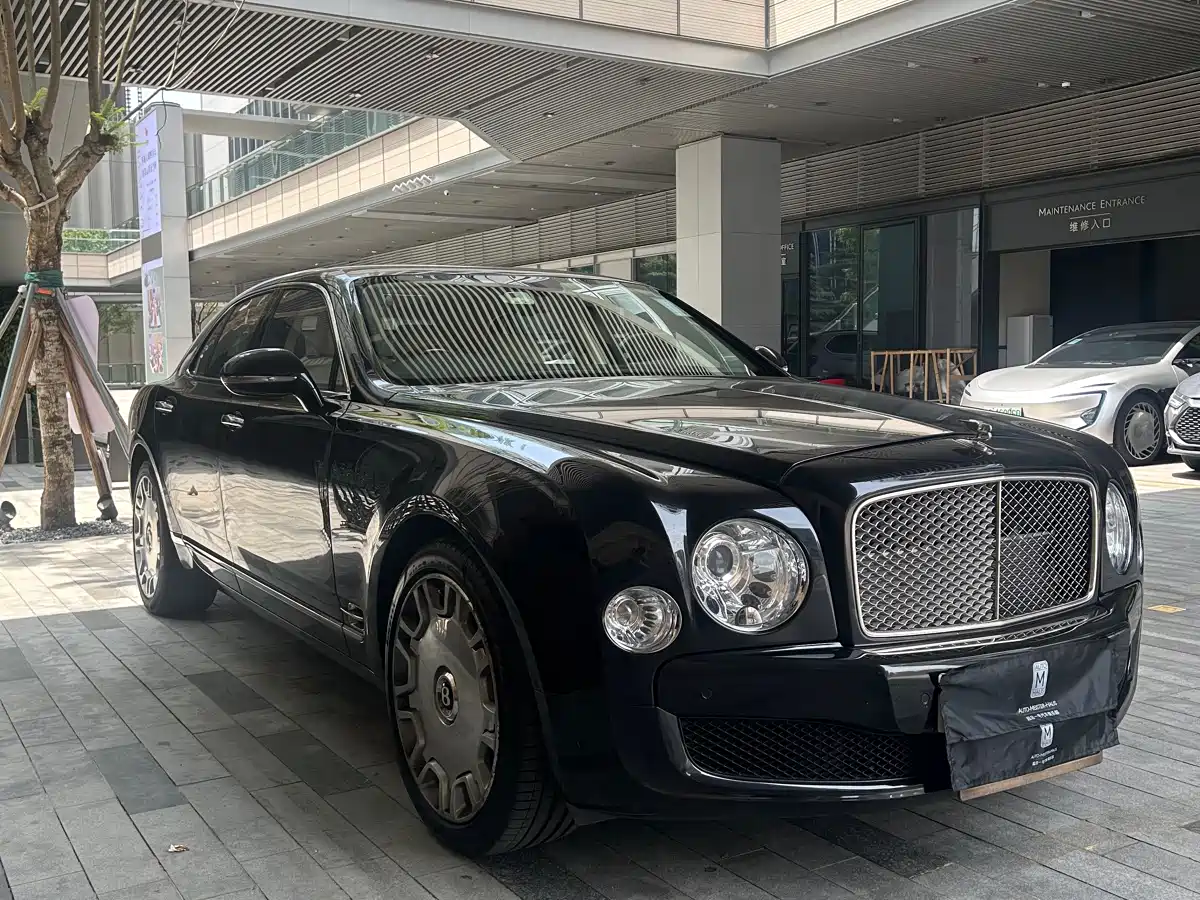 Bentley Mulsanne 2012 6.8T EIC Special Custom Edition фото 3