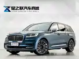 Фото 1 - Lincoln Aviator