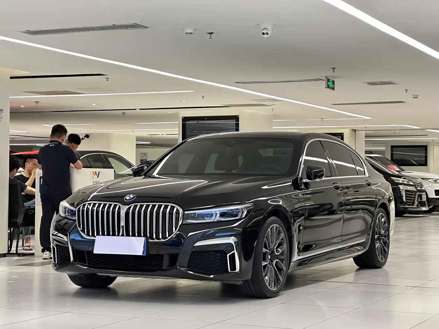 BMW 7 Series 2019 740Li Exclusive M Sport Package
