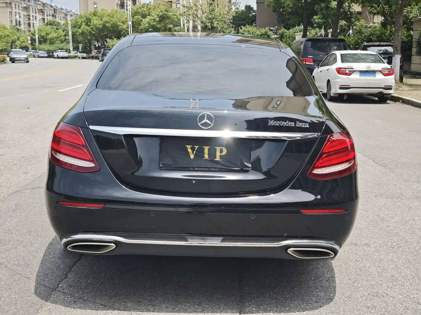 Mercedes-Benz E-Class 2020 E 300 L Luxury Model фото 21