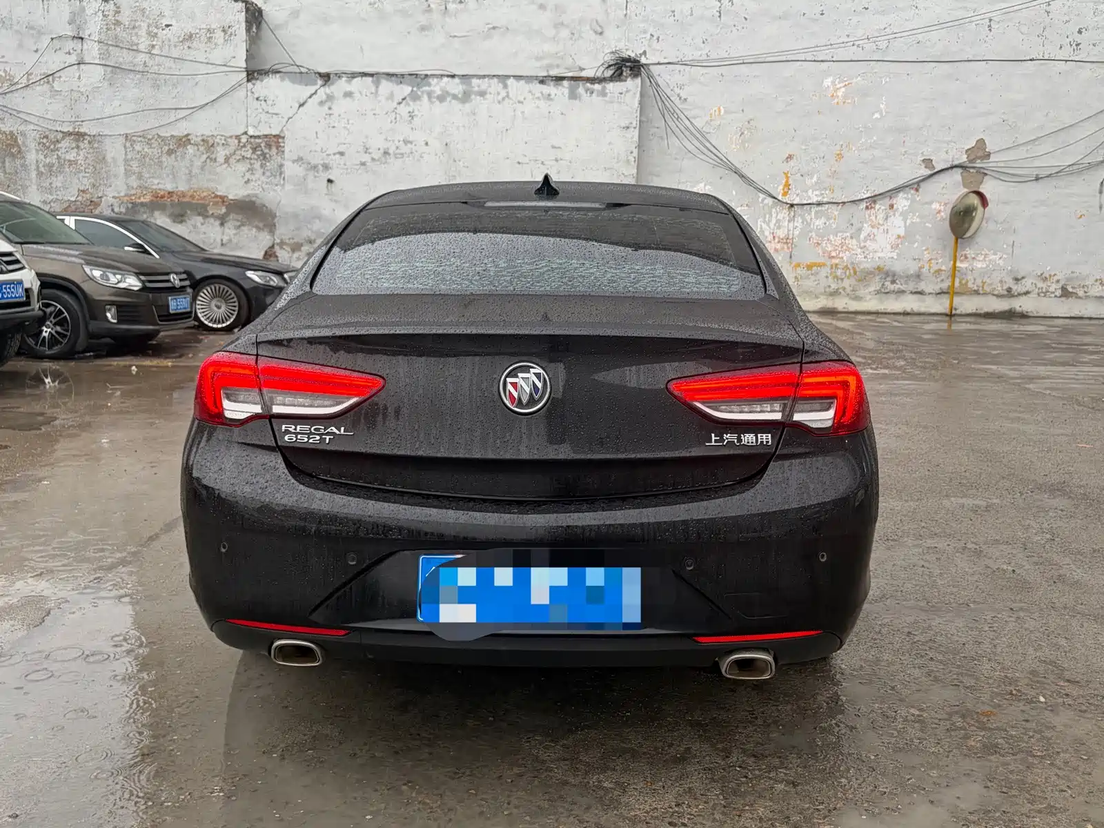 Photo 4 - Buick Regal