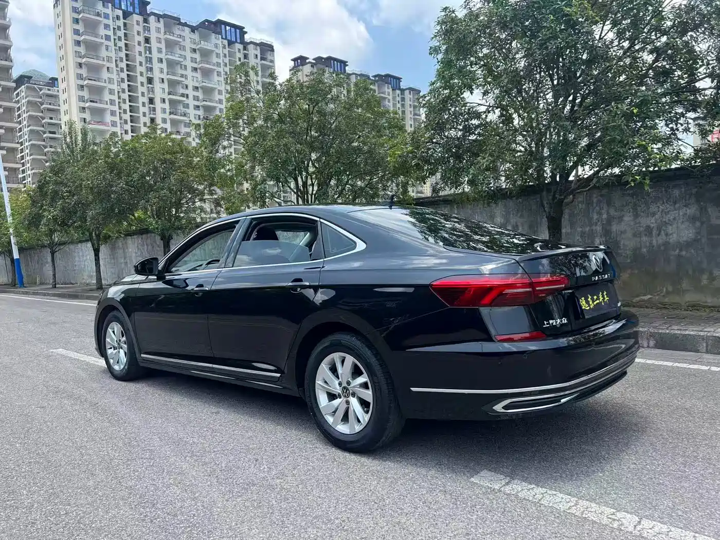 Volkswagen Passat 2021 Model 280TSI Business Edition фото 4