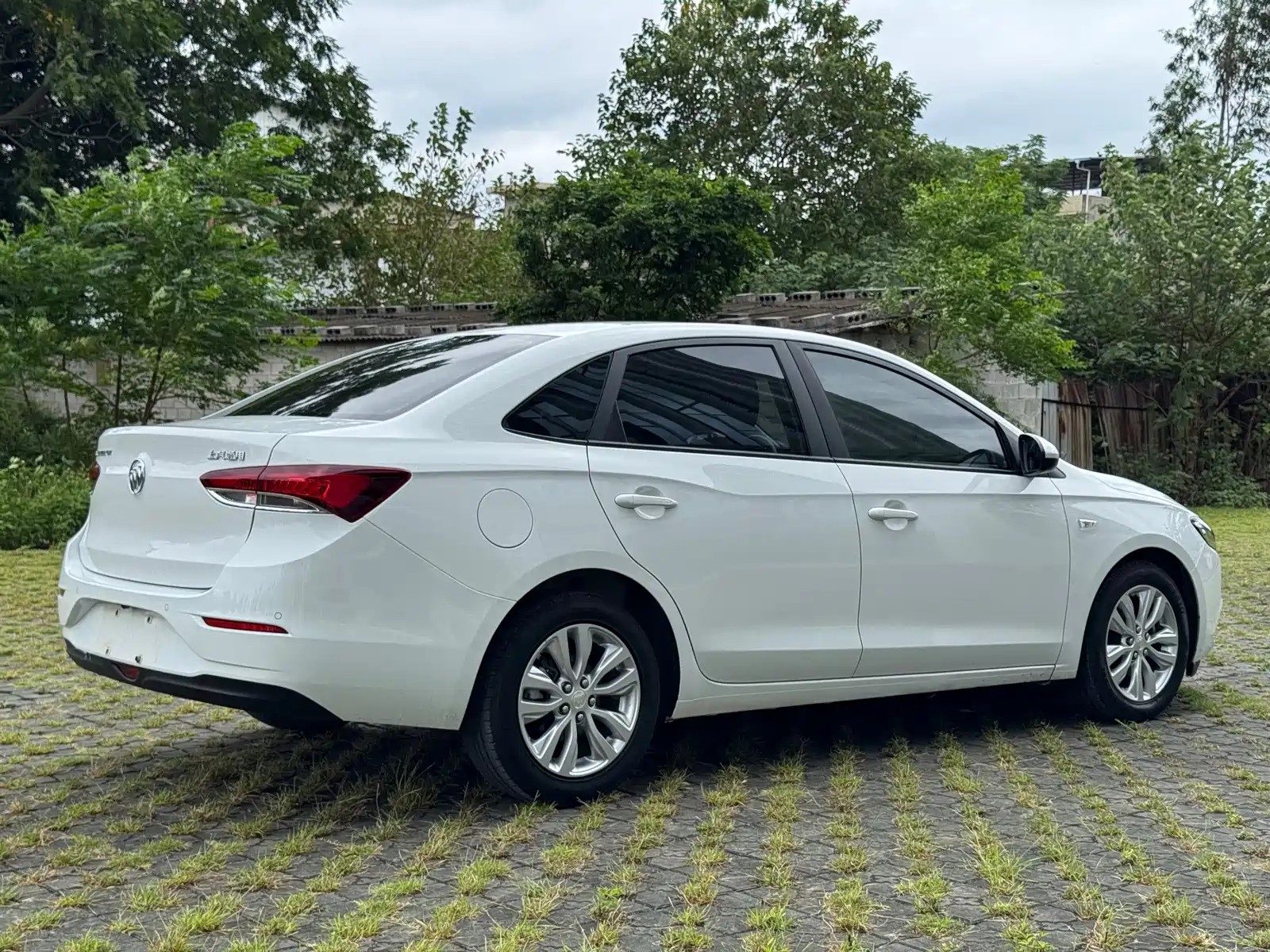 Фото 4 - Buick Excelle