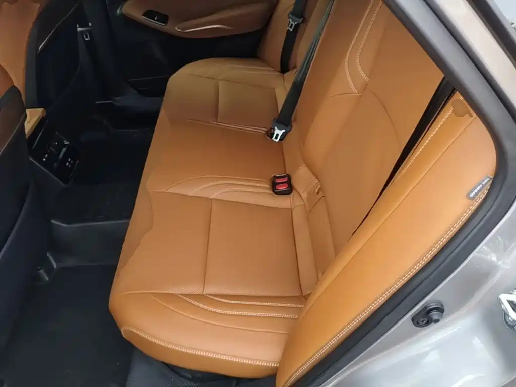 Toyota Avalon 2026 2024 Model Hybrid 2.5L XLE Prestige Edition