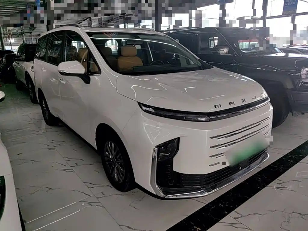 Фото 4 - Maxus Maxus G50 PHEV