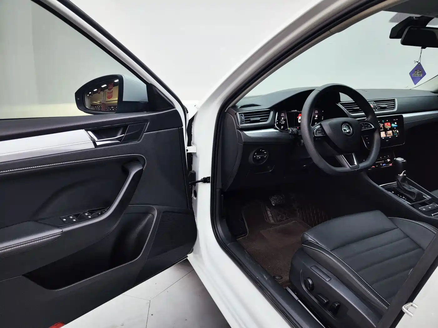 Škoda Superb 2023 2024 TSI280 DSG Premium Edition