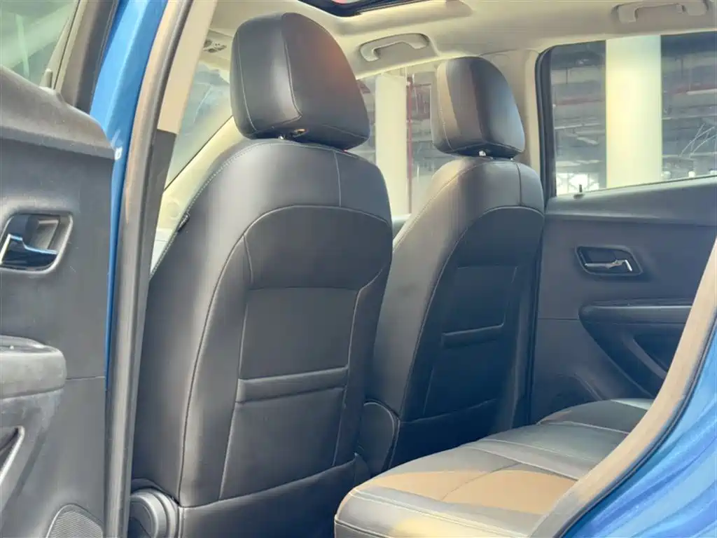 Chevrolet Trax 2014 1.4T Automatic 2WD Luxury фото 14