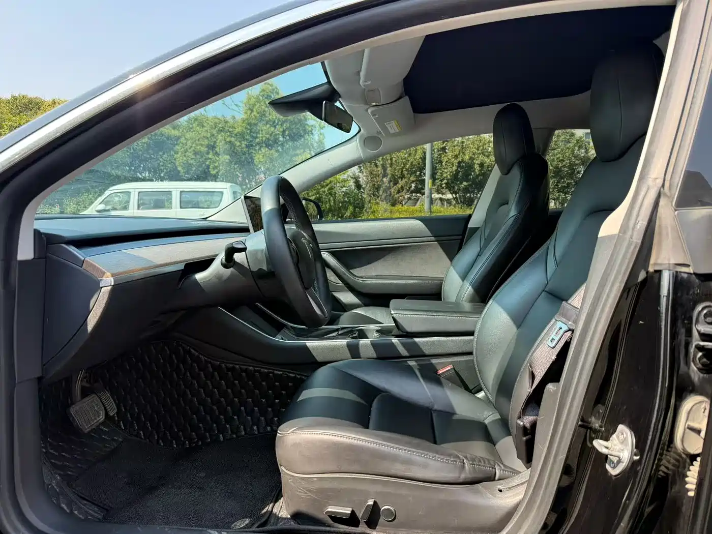 Tesla Model 3 2020 2020 Standard Range Rear-Wheel Drive Upgrade