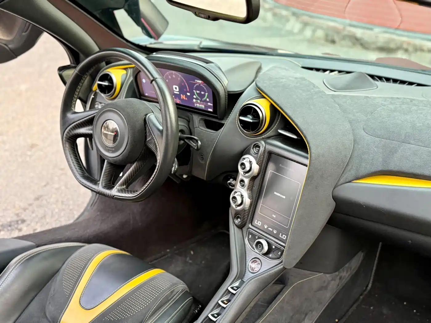 McLaren 720S 2019 4.0T Coupe фото 11
