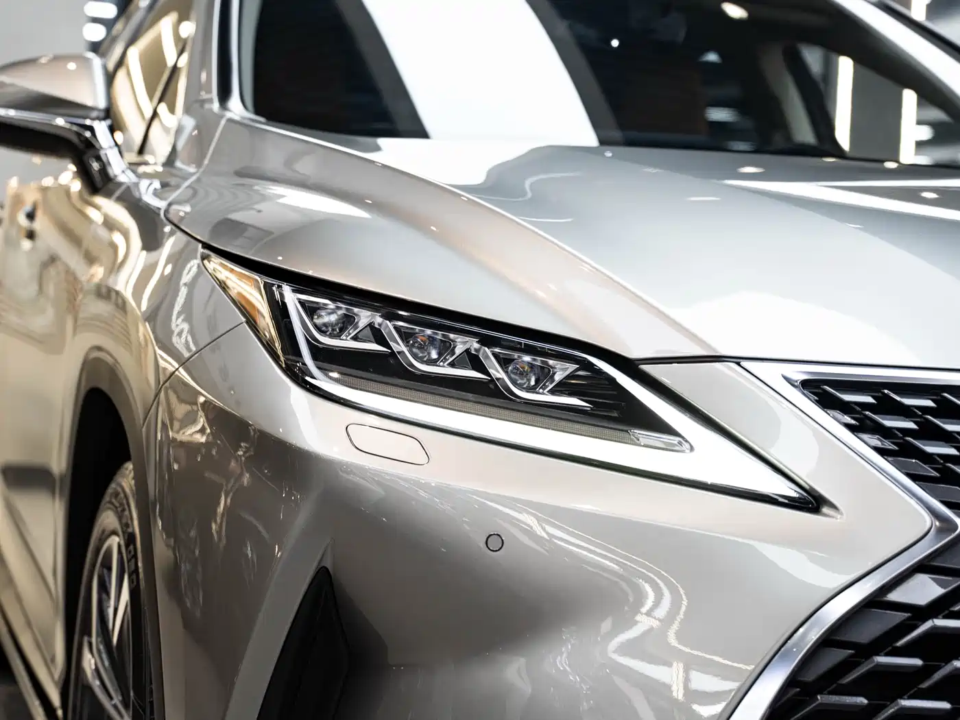 Lexus RX 2020 Facelift 300 AWD Elegance Edition фото 6