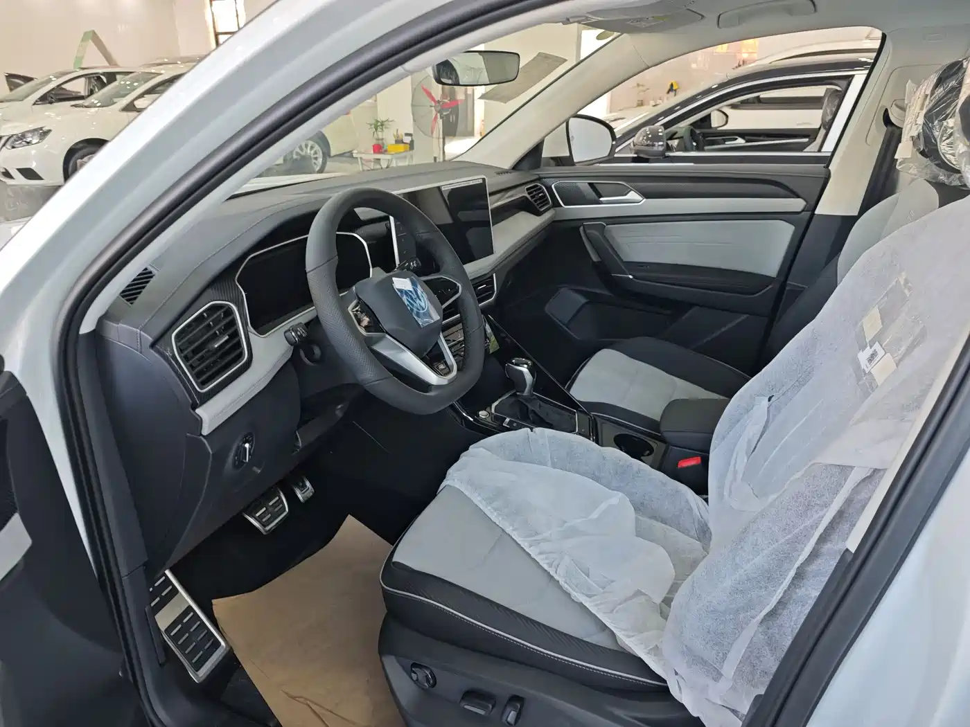 Volkswagen Tayron X 2024 330TSI 2WD Premium High-Performance Edition фото 3