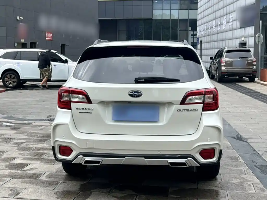 SUBARU OUTBACK