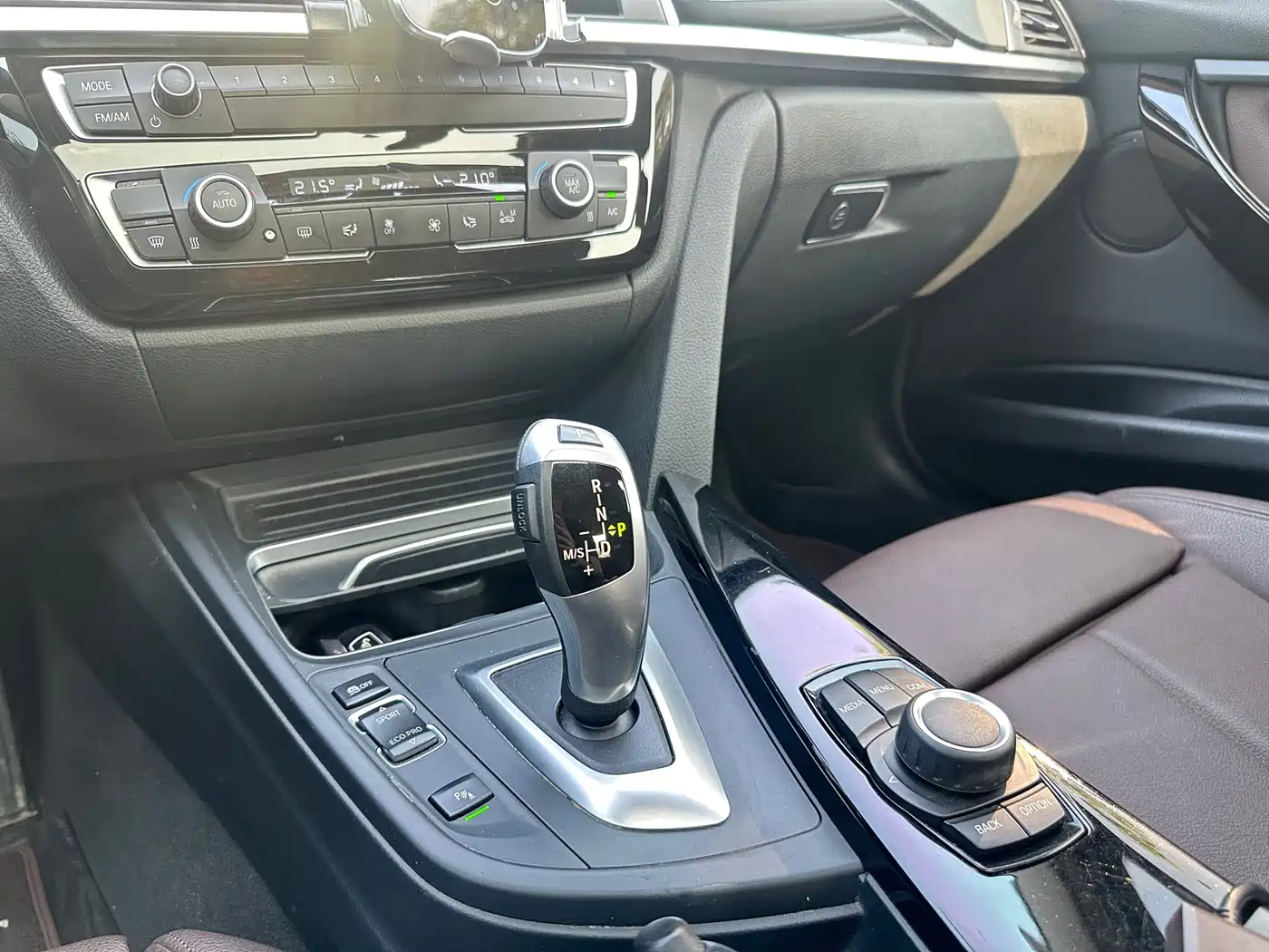 BMW 3 Series 2018 320Li Fashion Style фото 19