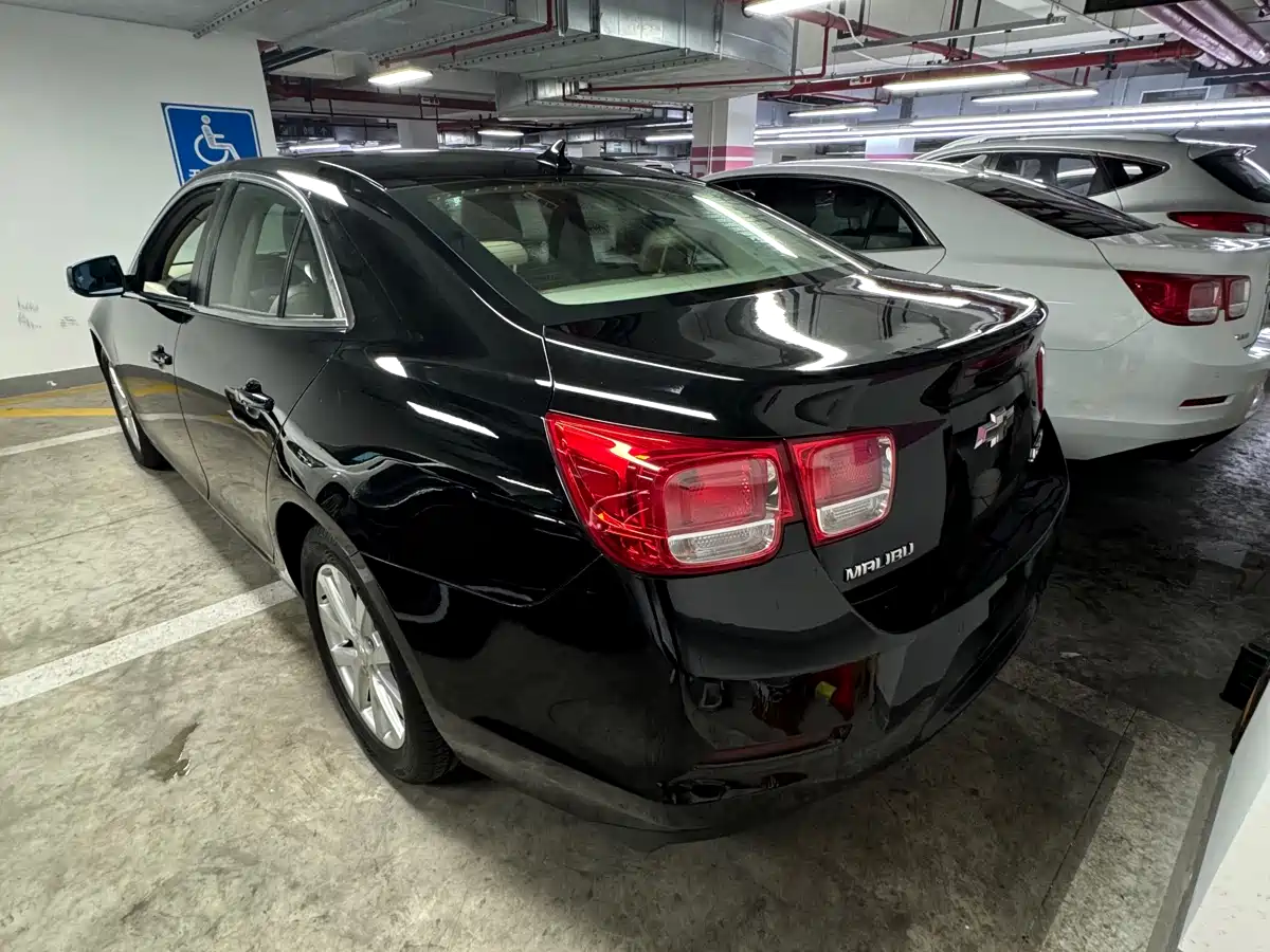 Chevrolet Malibu 2013 2.0L Automatic Luxury Edition фото 14