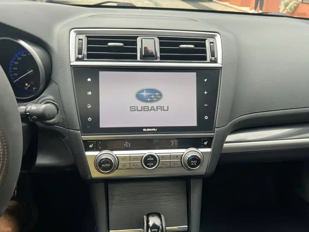 SUBARU OUTBACK