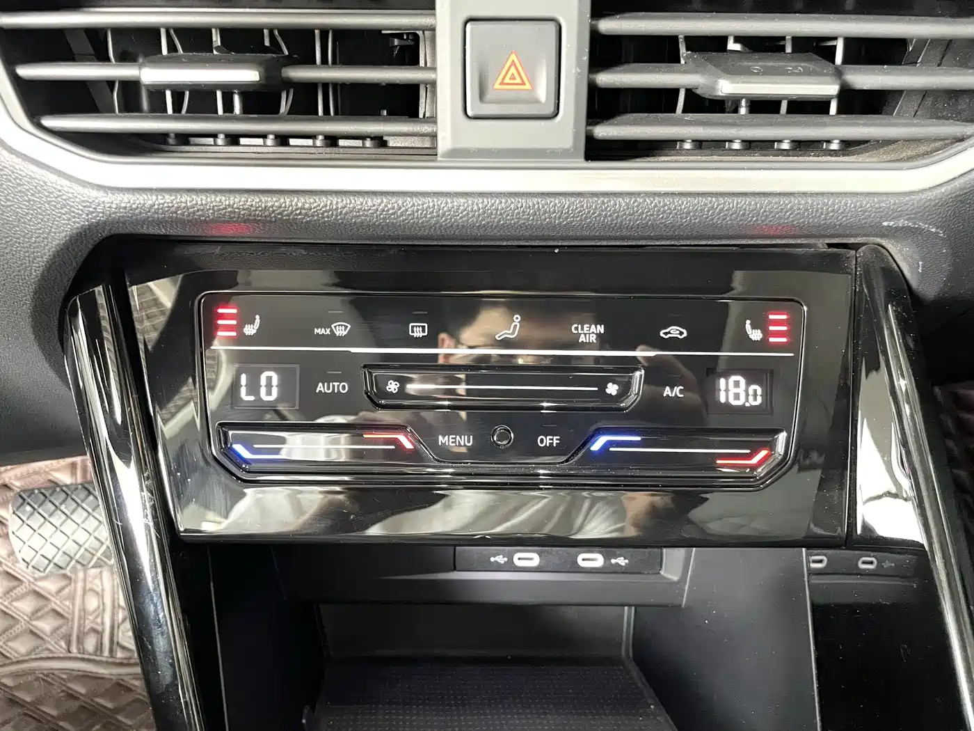 Volkswagen Tayron 2023 280TSI 2WD Luxury Plus Advanced Edition фото 18
