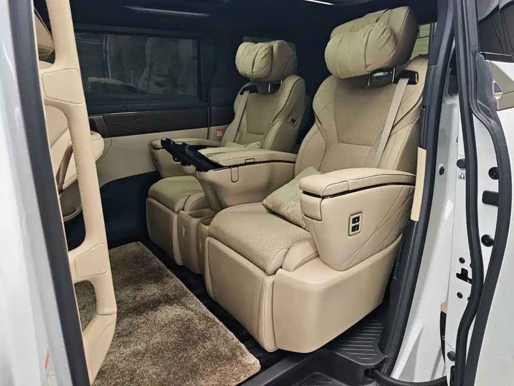 Toyota Vellfire 2025 2024 Crown Hybrid 2.5L Executive Premium Edition