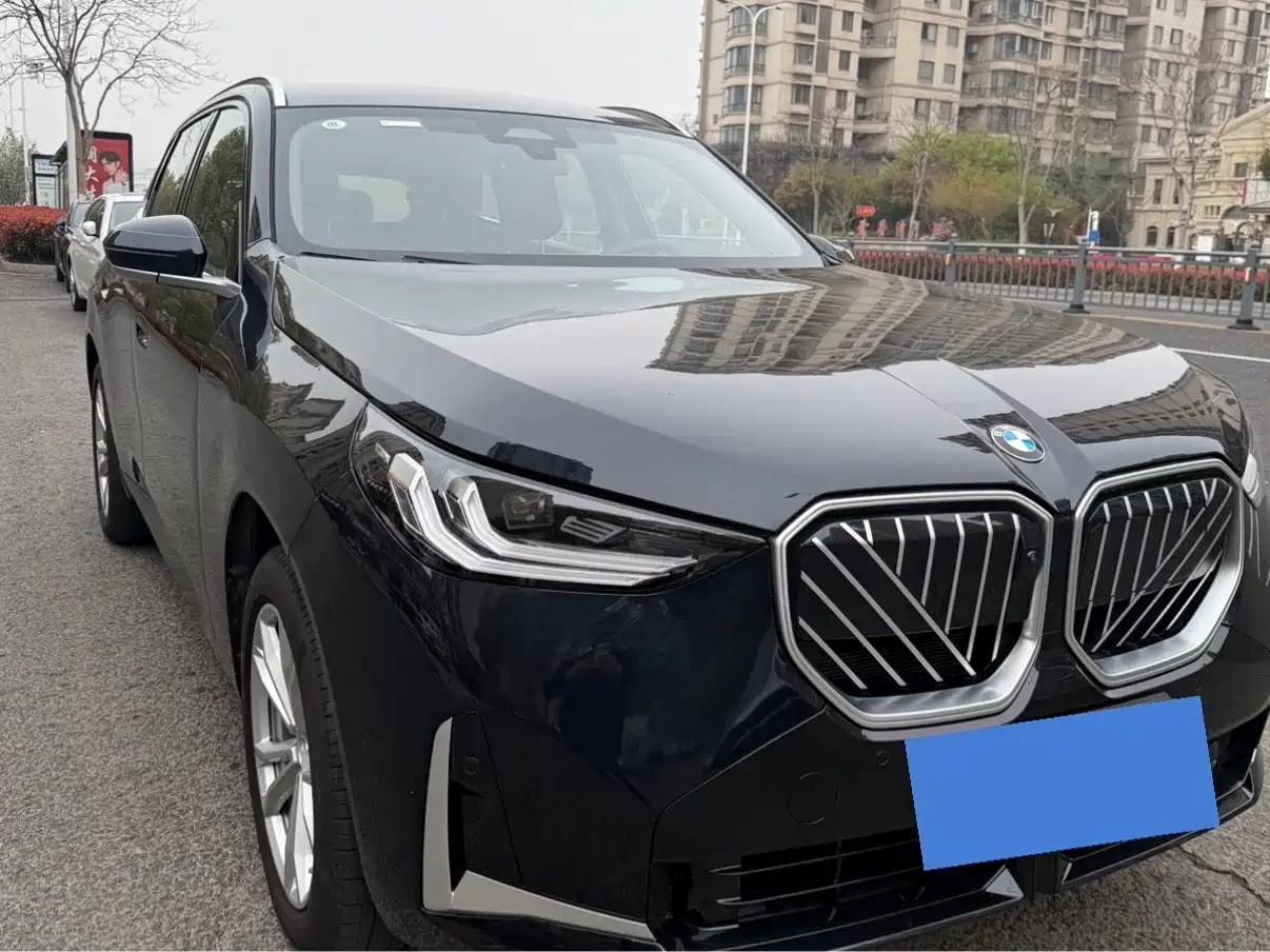 BMW X3 2025 xDrive25L Luxury Package фото 3