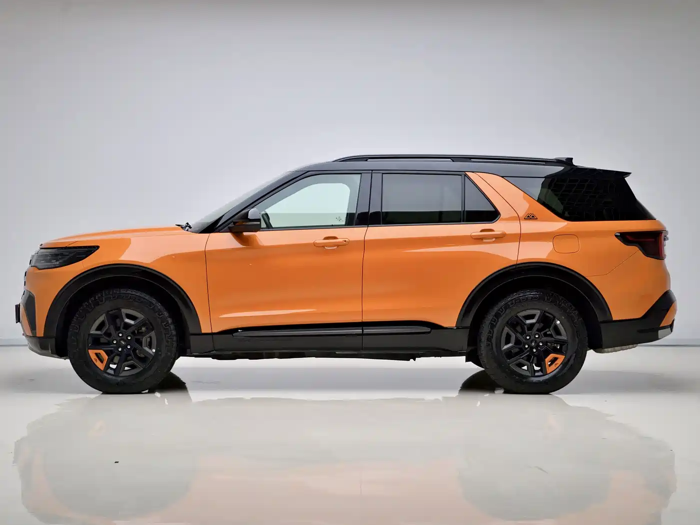 Ford Explorer 2024 2024 2.3T EcoBoost Kunlun Summit Edition 7-Seater