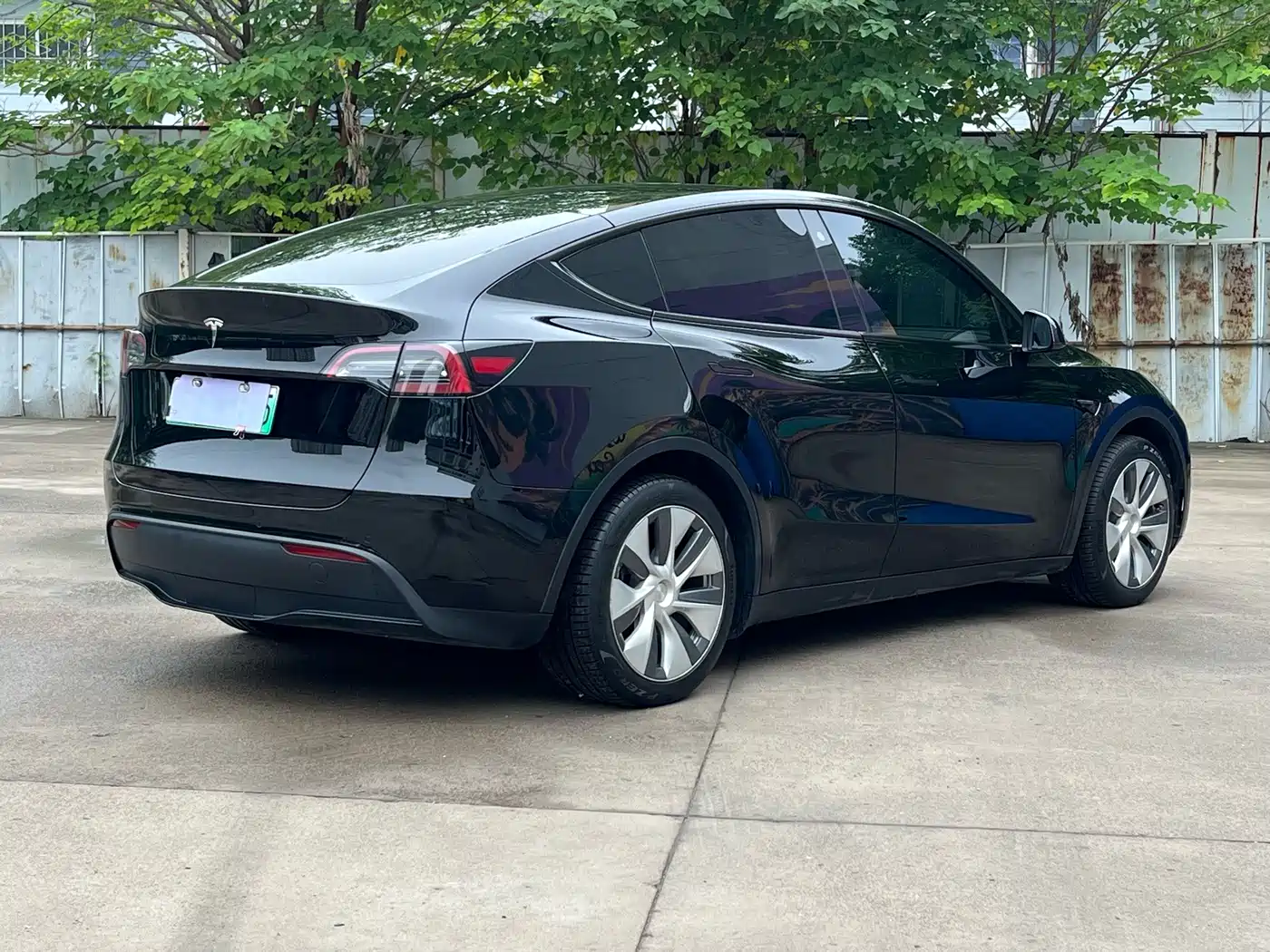 Фото 6 - Tesla Model Y