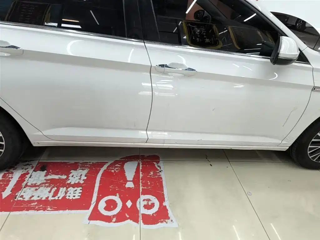 Volkswagen Sagitar 2021 200TSI DSG Comfort Smart Edition фото 21