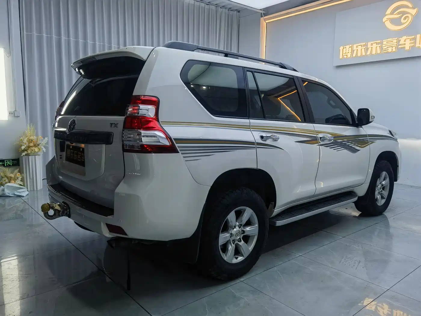 Toyota Prado 2016 3.5L Auto TX-L фото 15