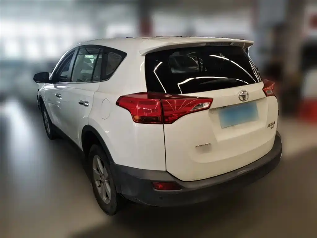 Toyota RAV4 Rongfang 2013 2.5L Auto 4WD Elite фото 9